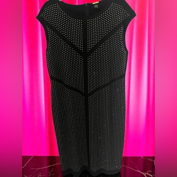 Black Label Dresses & Skirts - Black Label Polka Dot Midi Dress